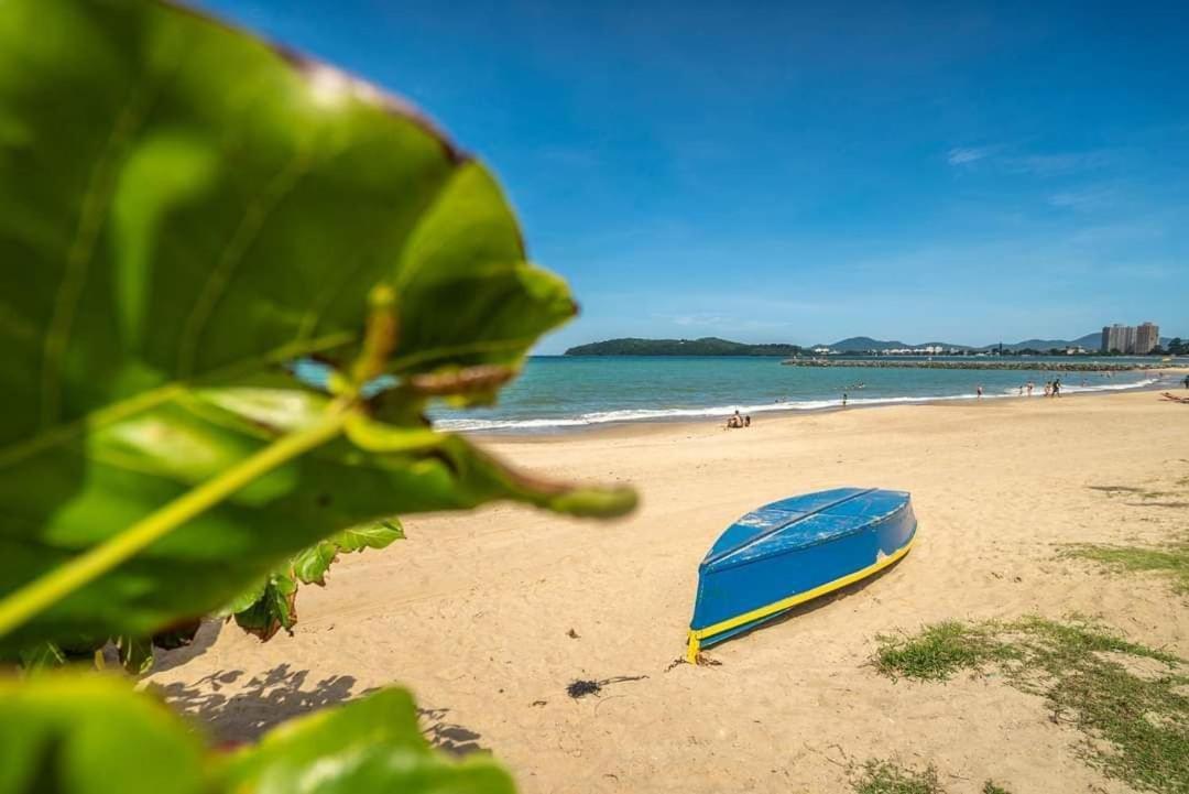 10° Andar, Vista Linda! 200M Praia, 15Km Parque Lägenhet Piçarras Exteriör bild